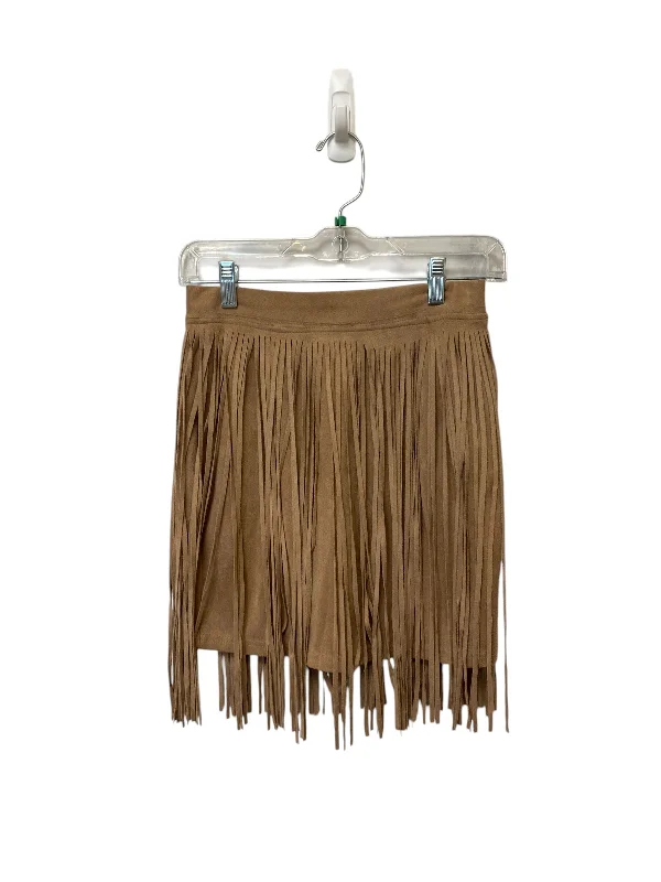 Skirt Mini & Short By Clothes Mentor In Brown, Size: S